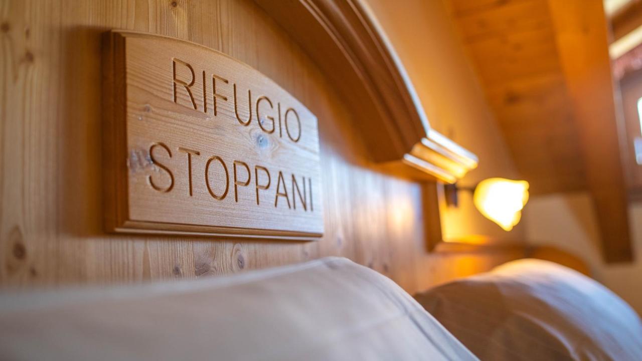 RIFUGIO STOPPANI al Grostè Madonna Esterno foto